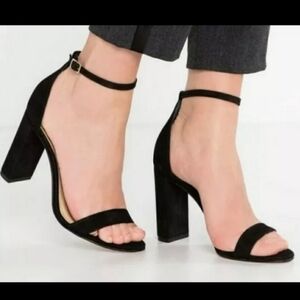Vince Camuto Black Block Heel Sandals